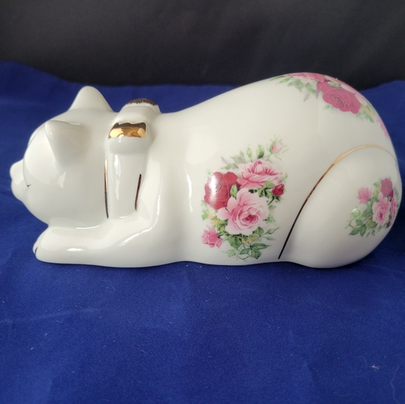 Formalities By Baum Bros. Sleeping Porcelain Cat Roses Unisex🌊🌟BUNDLE AND SAVE - Picture 3 of 16